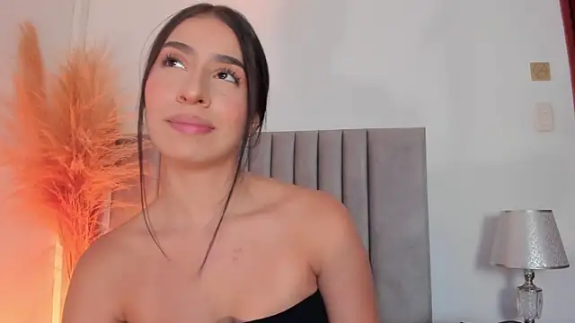 Snapshot of Christy_Sea chatting on 01.28.25 Christy Sea online show from 01.28.25