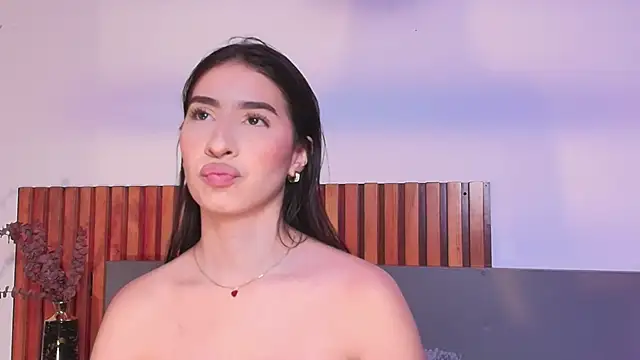 Snapshot of Christy_Sea chatting on 12.03.25 Christy Sea online show from 12.03.25