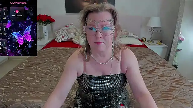 katysako online show from 03.08.25