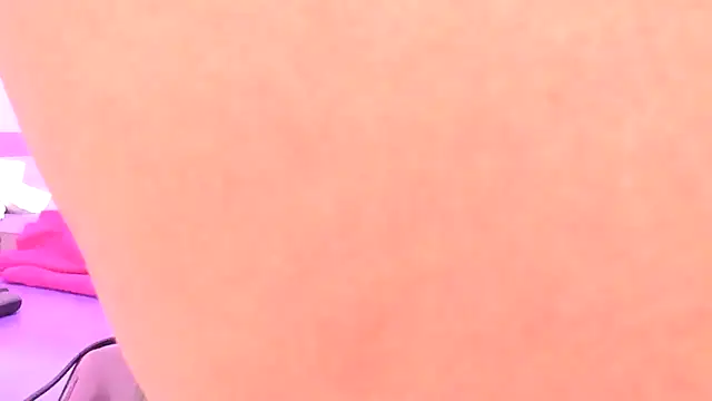 Snapshot of MATURE_WHOR33 chatting on 01.26.25 MATURE WHOR33 online show from 01.26.25