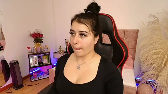 KallyMyller1 online show from 12.03.24