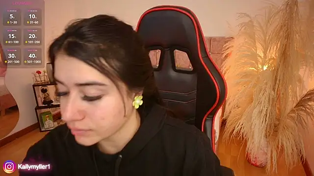 KallyMyller1 online show from 02.07.25