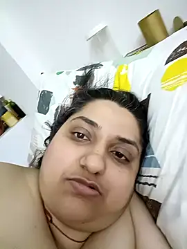 loveyourqueen online show from 01.07.26