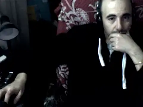 Snapshot of big_heart chatting on 02.09.26 big heart online show from 02.09.26