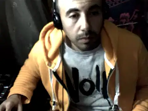Snapshot of big_heart chatting on 03.29.26 big heart online show from 03.29.26