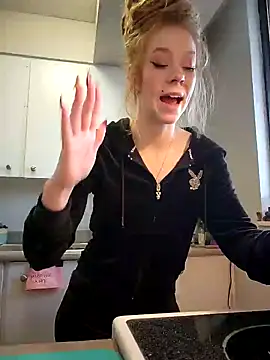 Snapshot of LucidLucy chatting on 12.18.24 LucidLucy online show from 12.18.24