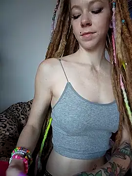 Snapshot of LucidLucy chatting on 09.21.25 LucidLucy online show from 09.21.25