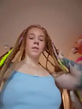 Snapshot of LucidLucy chatting on 10.15.25 LucidLucy online show from 10.15.25