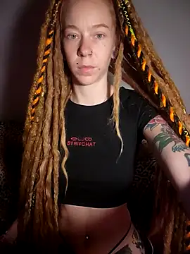 Snapshot of LucidLucy chatting on 10.22.25 LucidLucy online show from 10.22.25