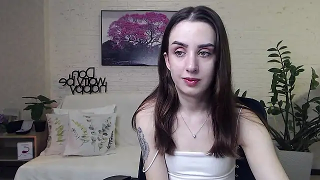 Snapshot of FranceskoJones chatting on 01.04.25 FranceskoJones online show from 01.04.25