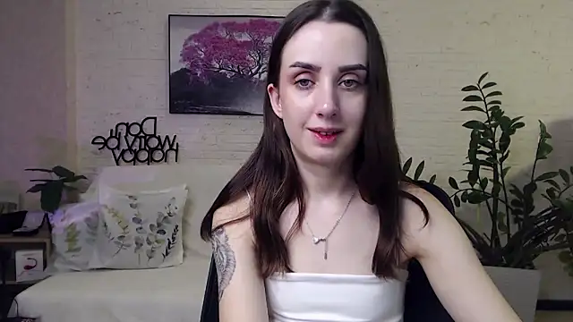 Snapshot of FranceskoJones chatting on 01.05.25 FranceskoJones online show from 01.05.25