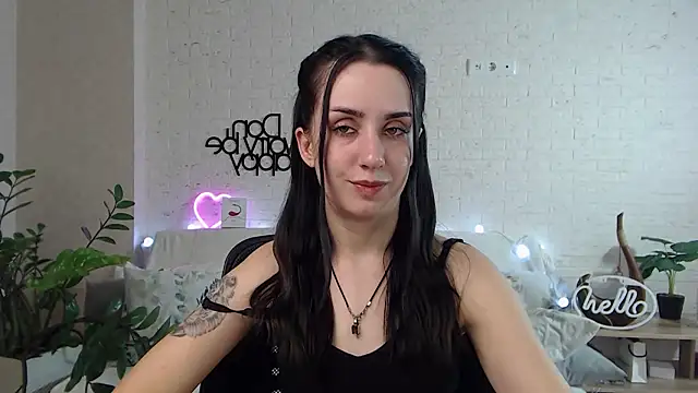Snapshot of FranceskoJones chatting on 02.24.25 FranceskoJones online show from 02.24.25