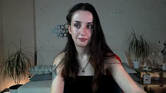 Snapshot of FranceskoJones chatting on 09.20.25 FranceskoJones online show from 09.20.25