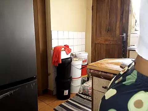 Indianbloom- online show from 09.12.25