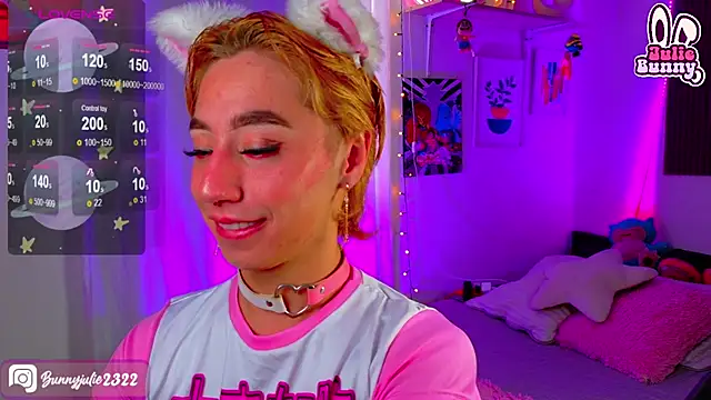 Snapshot of Littlebunny21 chatting on 03.18.25 Littlebunny21 online show from 03.18.25