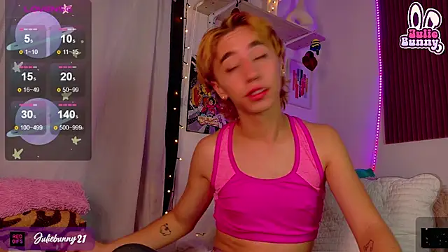 Snapshot of Littlebunny21 chatting on 03.20.25 Littlebunny21 online show from 03.20.25