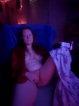 Snapshot of LilTokez chatting on 02.12.26 LilTokez online show from 02.12.26