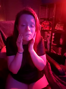 Snapshot of LilTokez chatting on 02.14.26 LilTokez online show from 02.14.26