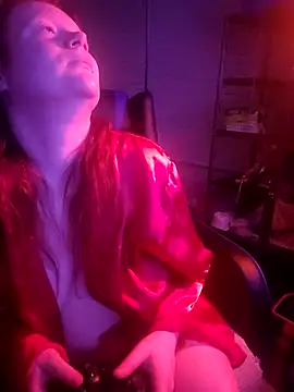 Snapshot of LilTokez chatting on 02.24.26 LilTokez online show from 02.24.26