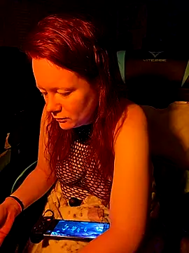 Snapshot of LilTokez chatting on 03.04.26 LilTokez online show from 03.04.26