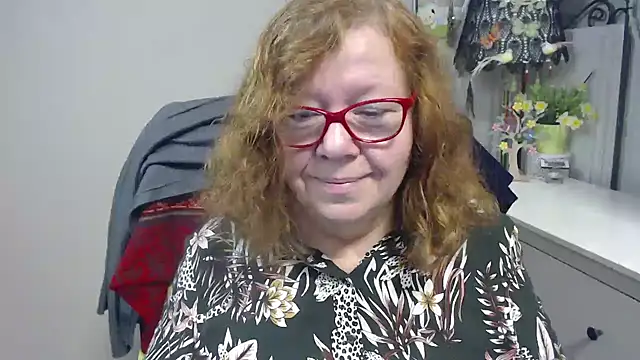 Snapshot of Adelewildx chatting on 11.04.25 Adelewildx online show from 11.04.25