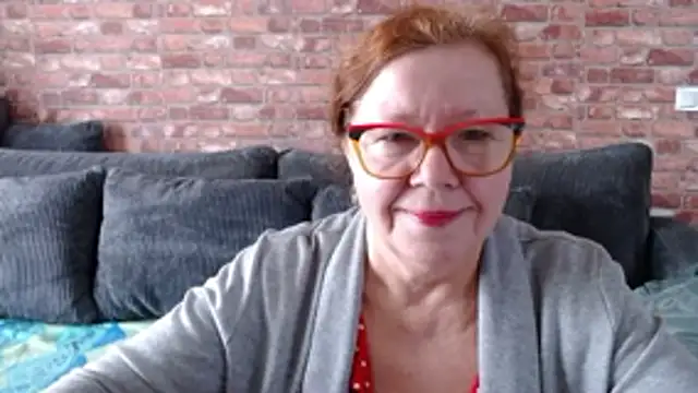 Snapshot of Adelewildx chatting on 12.14.25 Adelewildx online show from 12.14.25