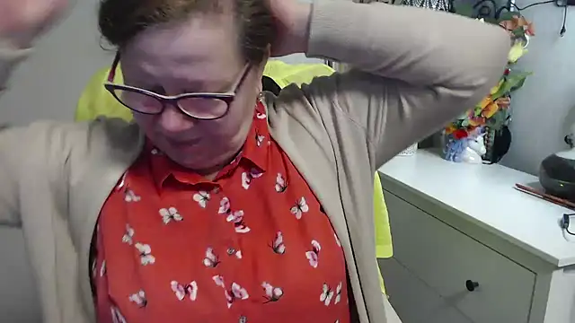 Adelewildx online show from 03.16.26