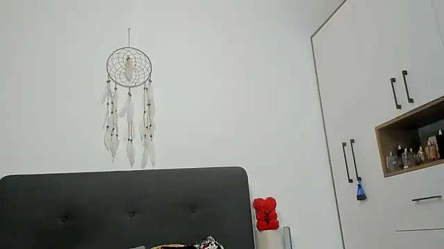 Snapshot of Allees95 chatting on 03.22.25 Allees95 online show from 03.22.25