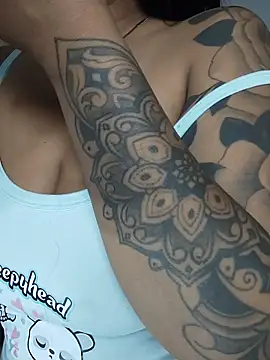 Snapshot of darsha_sahu chatting on 01.18.26 darsha sahu online show from 01.18.26