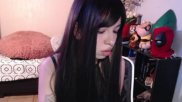 Snapshot of babyakem chatting on 10.22.25 babyakem online show from 10.22.25