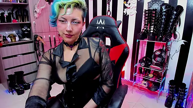 Mistress Yelena online show from 02.19.25