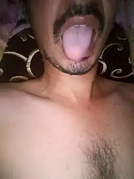 dreamtoungelick69 online show from 10.22.25