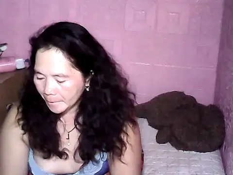 hotpusie 4u online show from 09.29.25