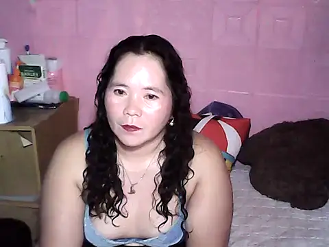 hotpusie 4u online show from 10.09.25