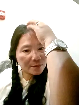 Snapshot of hotpusie_4u chatting on 05.02.26 hotpusie 4u online show from 05.02.26