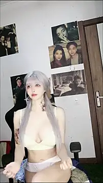 Snapshot of candy_cola chatting on 01.18.26 candy cola online show from 01.18.26