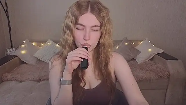 ViolettaLopez online show from 05.18.26
