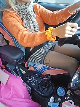 Nathotsexy1 online show from 11.25.25