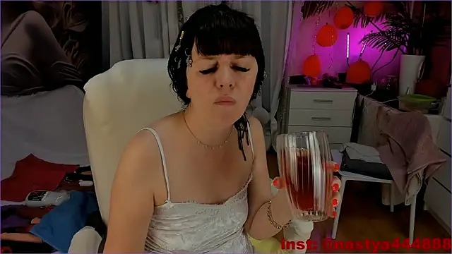 Snapshot of Cutie_orgasm chatting on 02.28.26 Cutie orgasm online show from 02.28.26