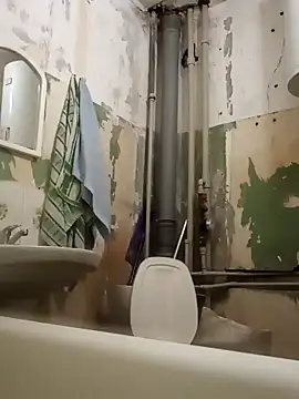 Amy August online show from 02.09.25