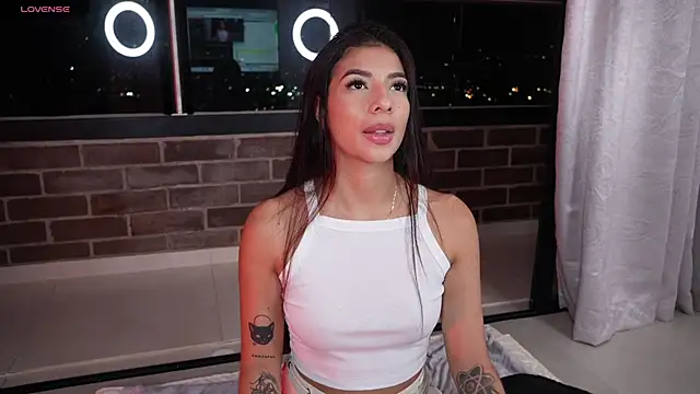 Veronica ar online show from 02.19.25