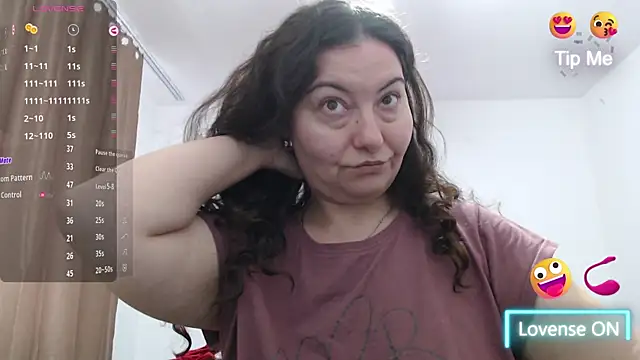 BBW MILF 4U online show from 12.16.25