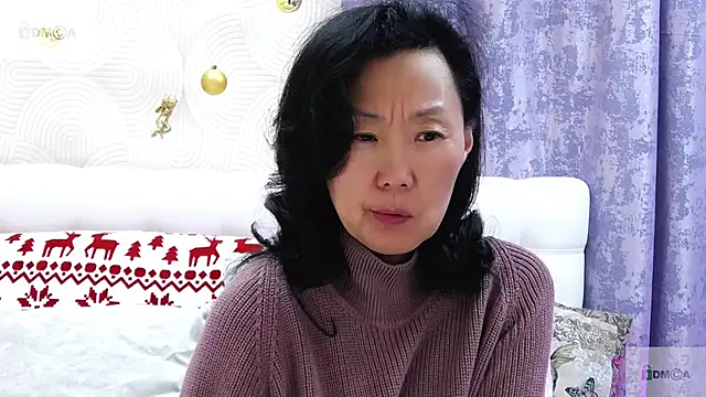 Snapshot of Asian_legs chatting on 01.13.25 Asian legs online show from 01.13.25