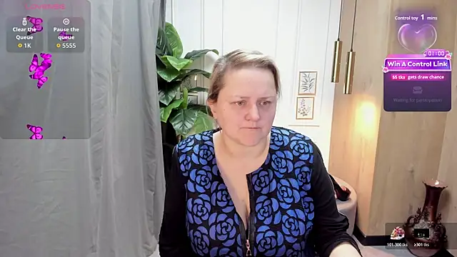 ScarlettSoft online show from 04.10.26