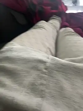 Snapshot of geilmeisje98 chatting on 10.05.25 geilmeisje98 online show from 10.05.25