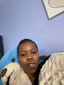 Snapshot of cherryontopy chatting on 05.18.26 cherryontopy online show from 05.18.26