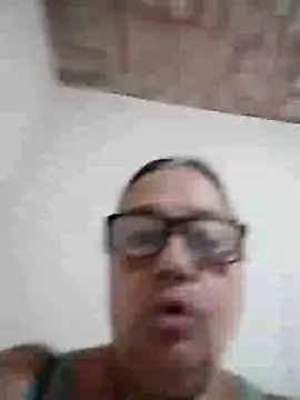 Snapshot of catdool chatting on 02.01.25 catdool online show from 02.01.25