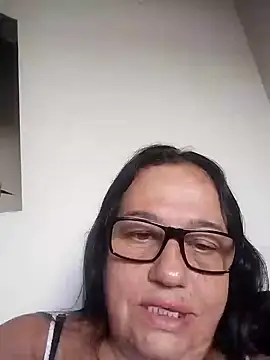 Snapshot of catdool chatting on 02.06.25 catdool online show from 02.06.25