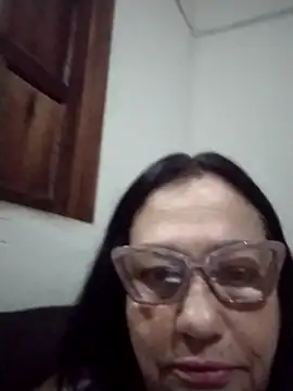 Snapshot of catdool chatting on 10.12.25 catdool online show from 10.12.25