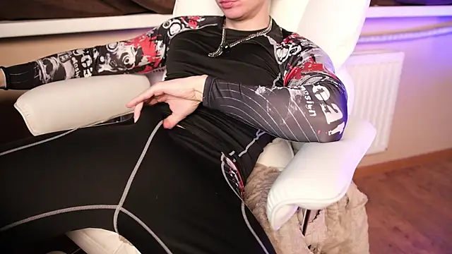 LuckyForesk1n online show from 12.20.25